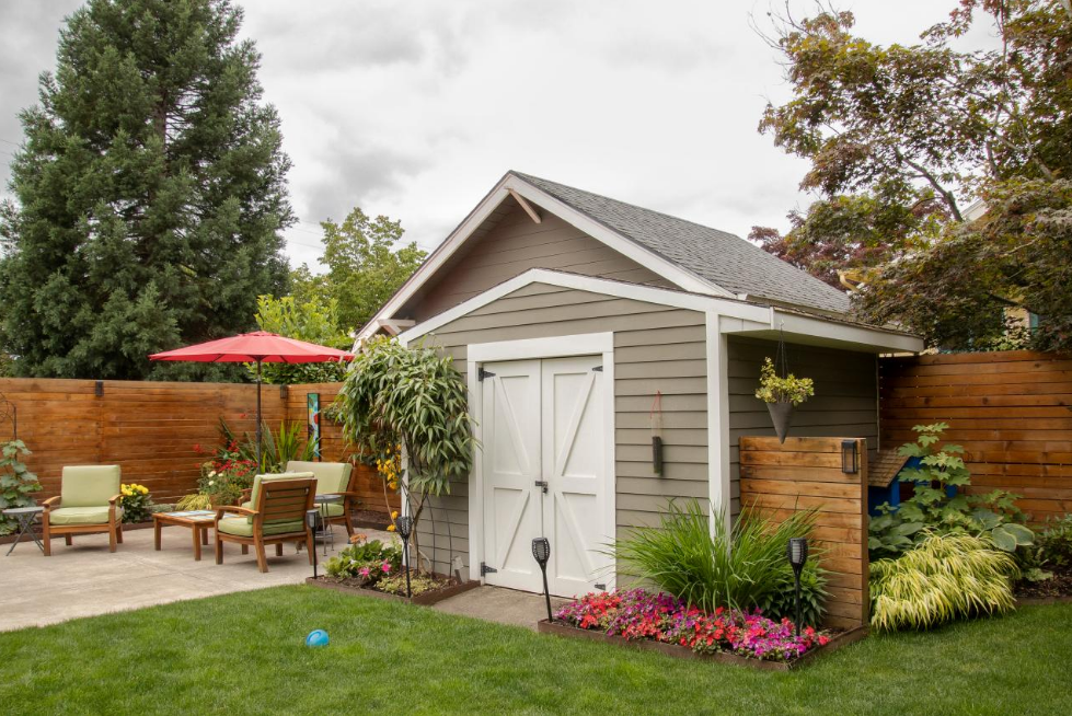 Small Outdoor Garden Sheds for Organized Spaces