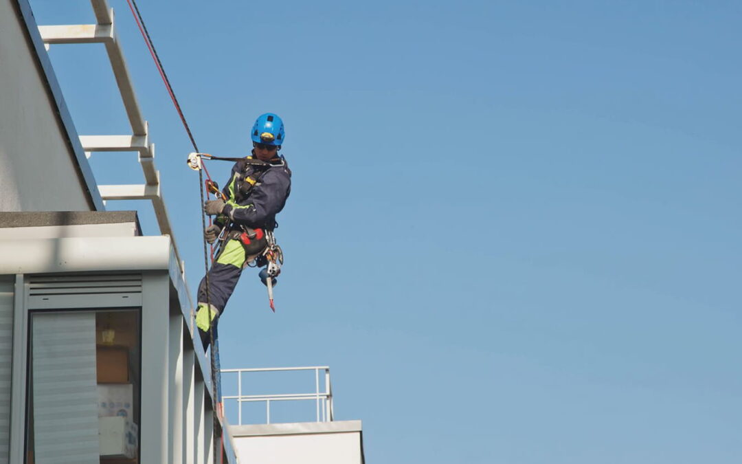 How Different Industries Benefit From Fall Arrest Systems