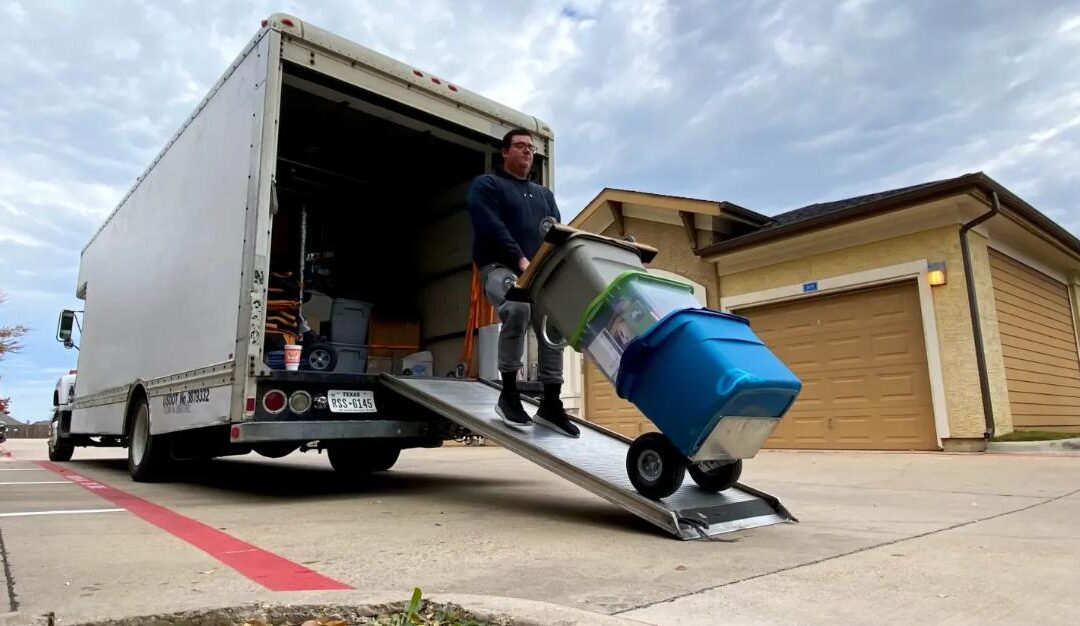 Dallas Texas apartment movers